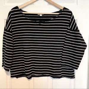 High Rise/Crop Top Stripe Shirt